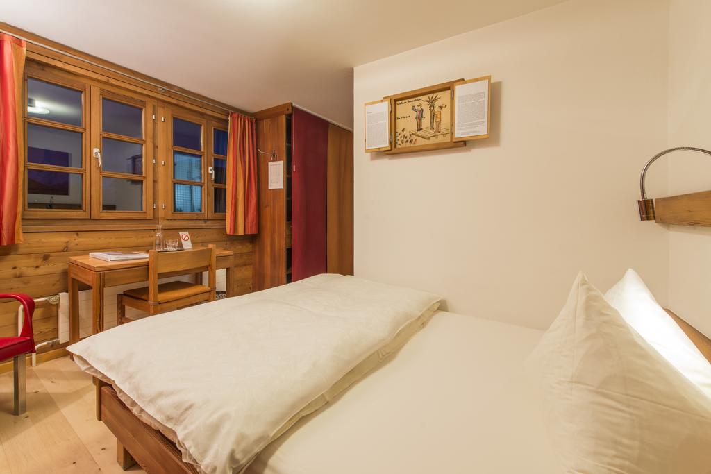 Hotel Glocke Reckingen Exterior photo