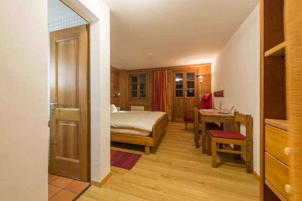 Hotel Glocke Reckingen Exterior photo